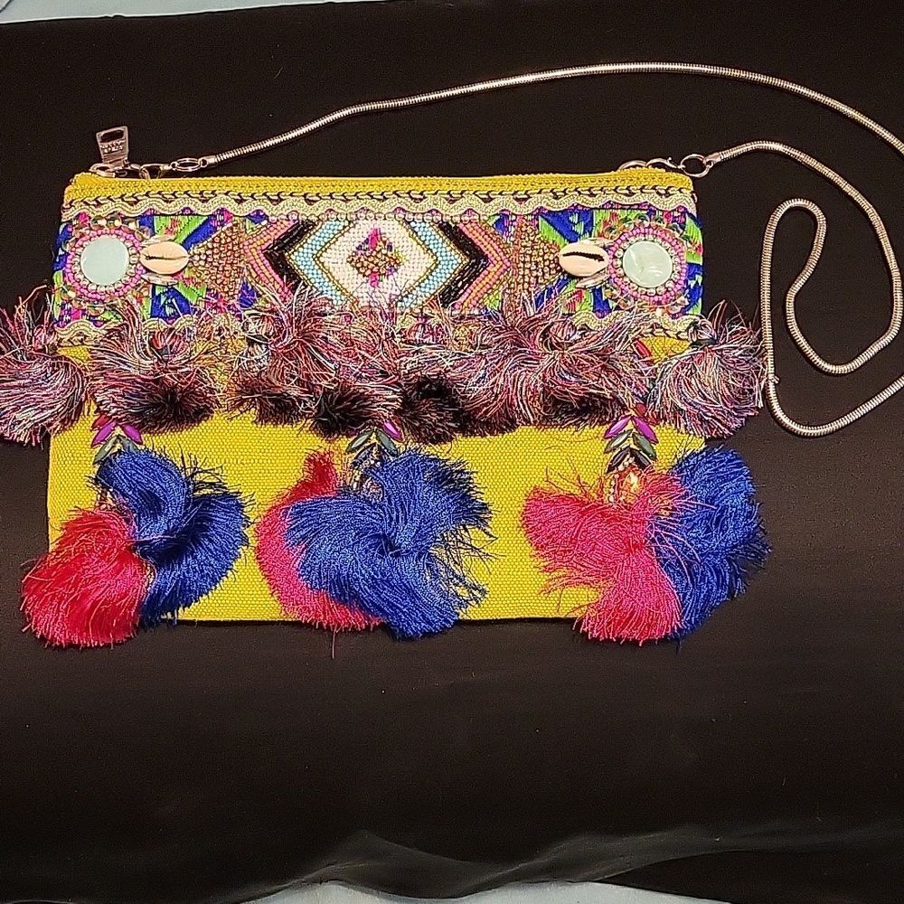 Steve Madden Bohemian shoulder bag with serpentine shoulder chain